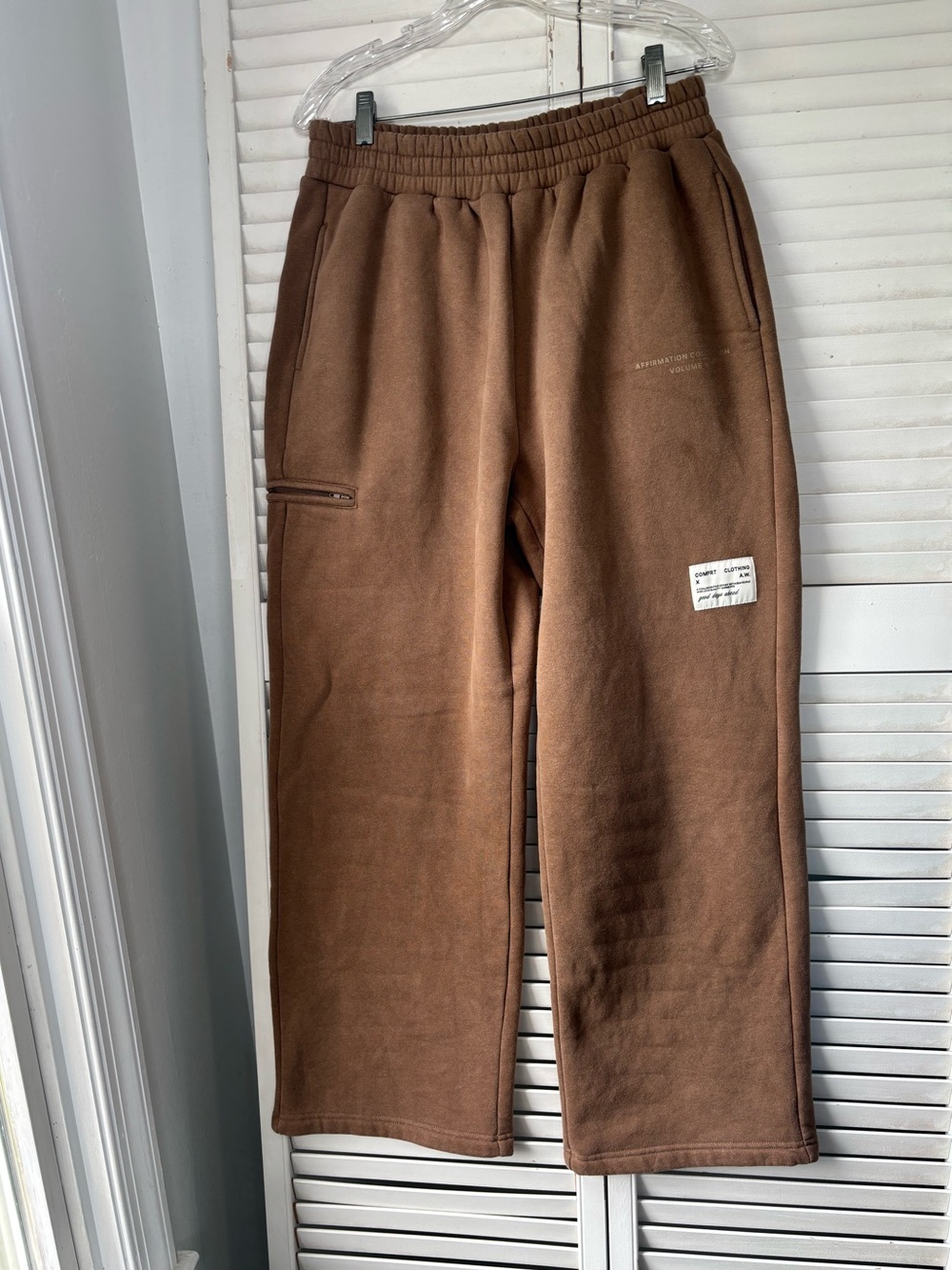 Comfrt x Affirmations Teddy Brown Straight Leg Sweatpants Sz Large